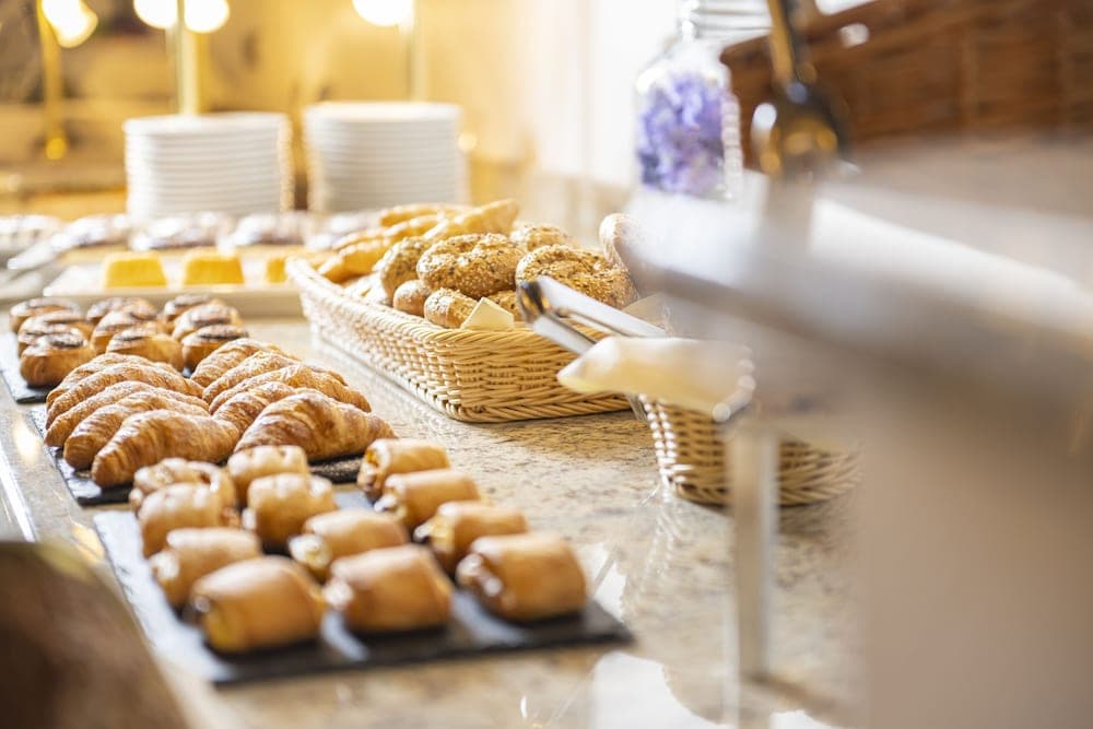 Breakfast buffet