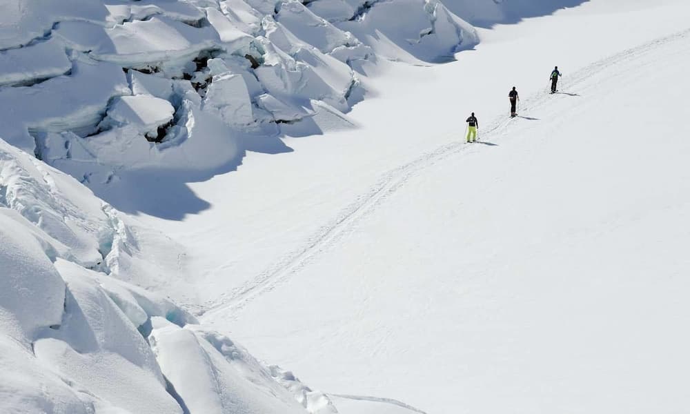 Snow and ski sports