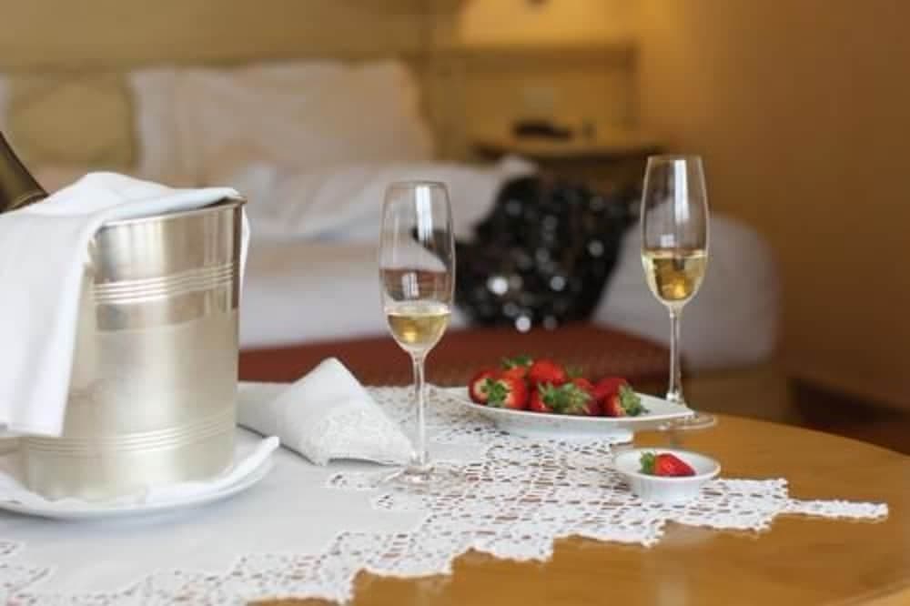 Room service - dining