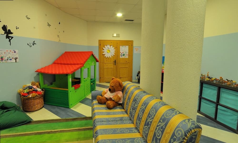 Children's play area - indoor