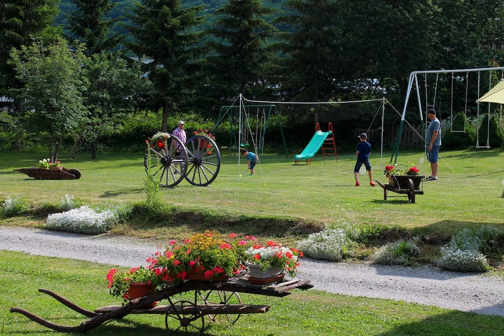 Children's play area - outdoor