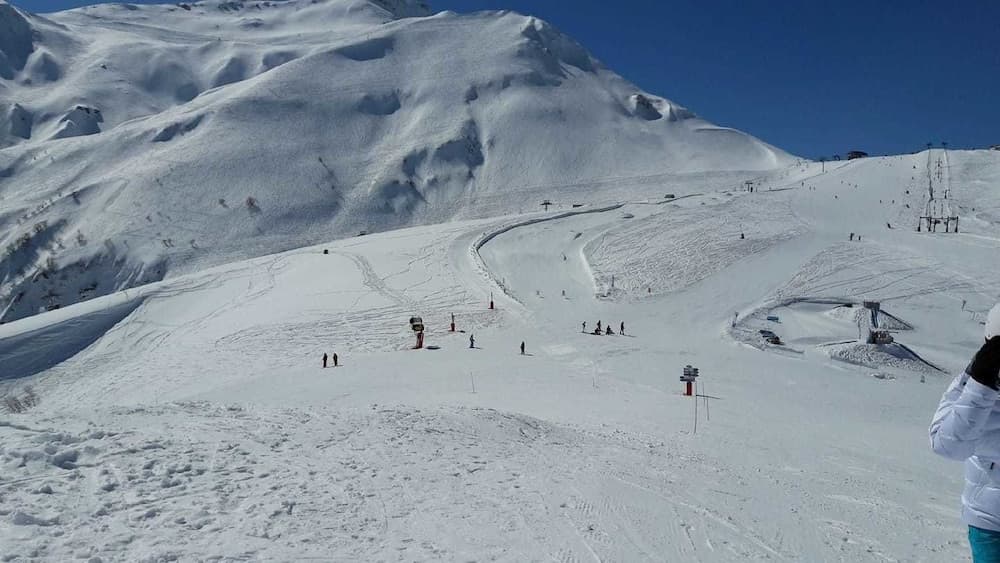 Snow and ski sports