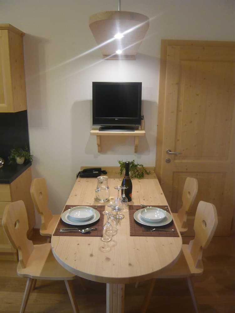 In-room dining