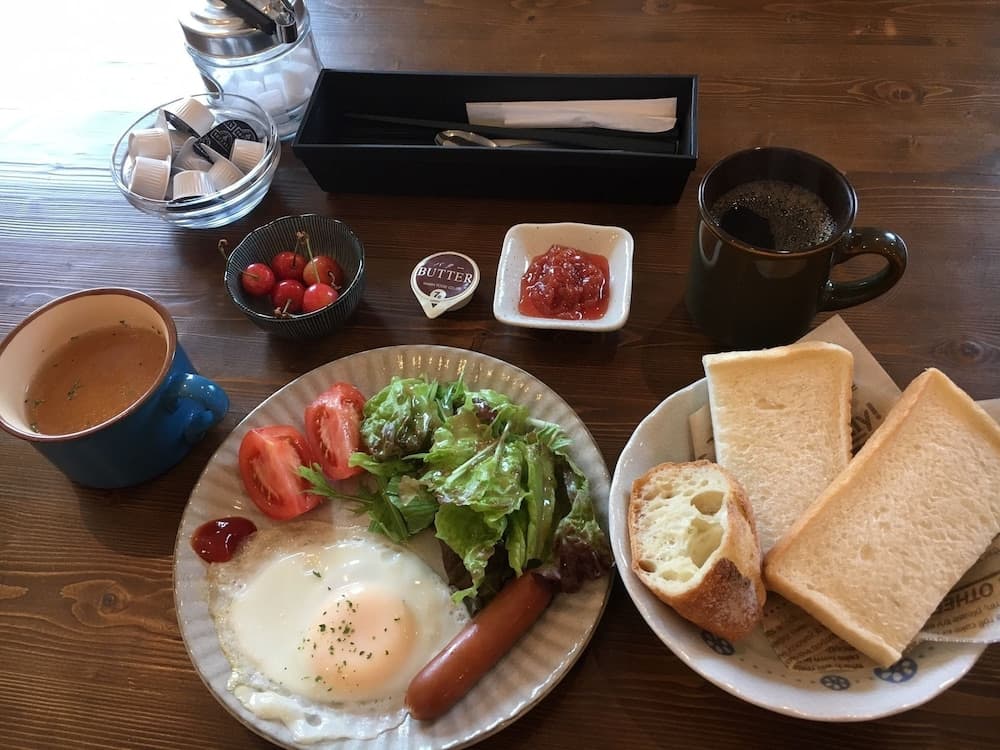 Breakfast meal