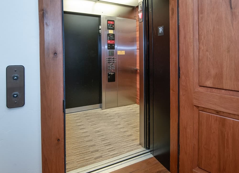 Elevator