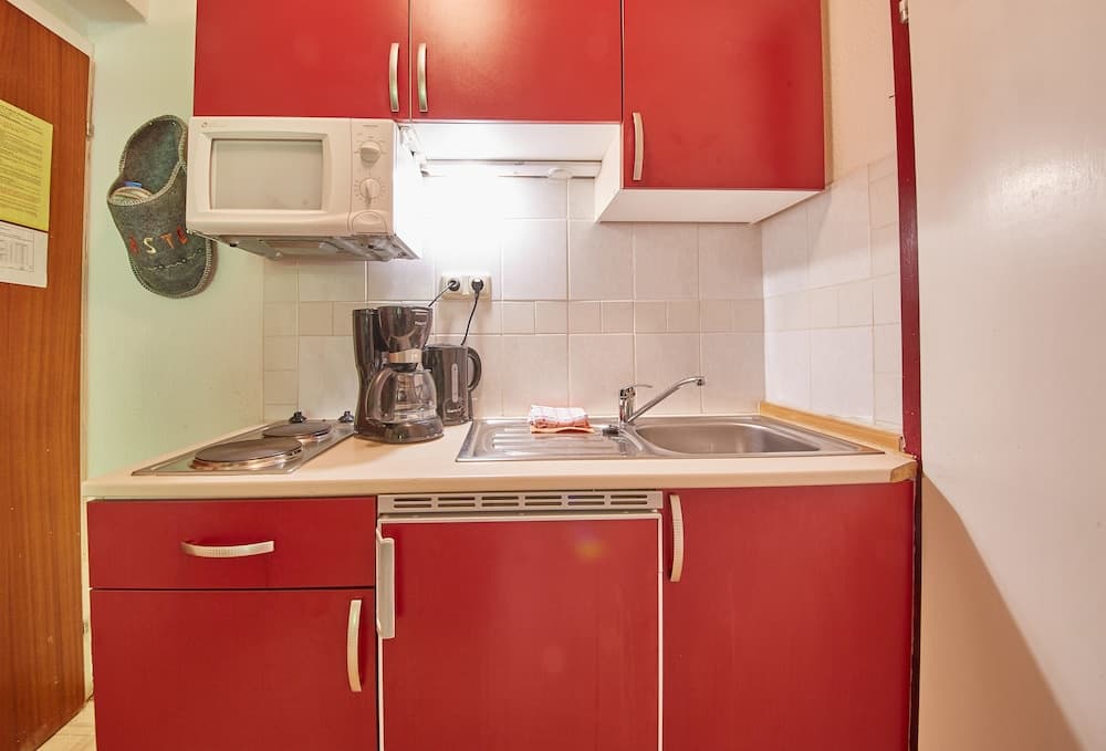 Private kitchenette