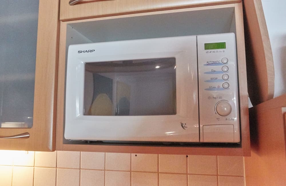 Microwave