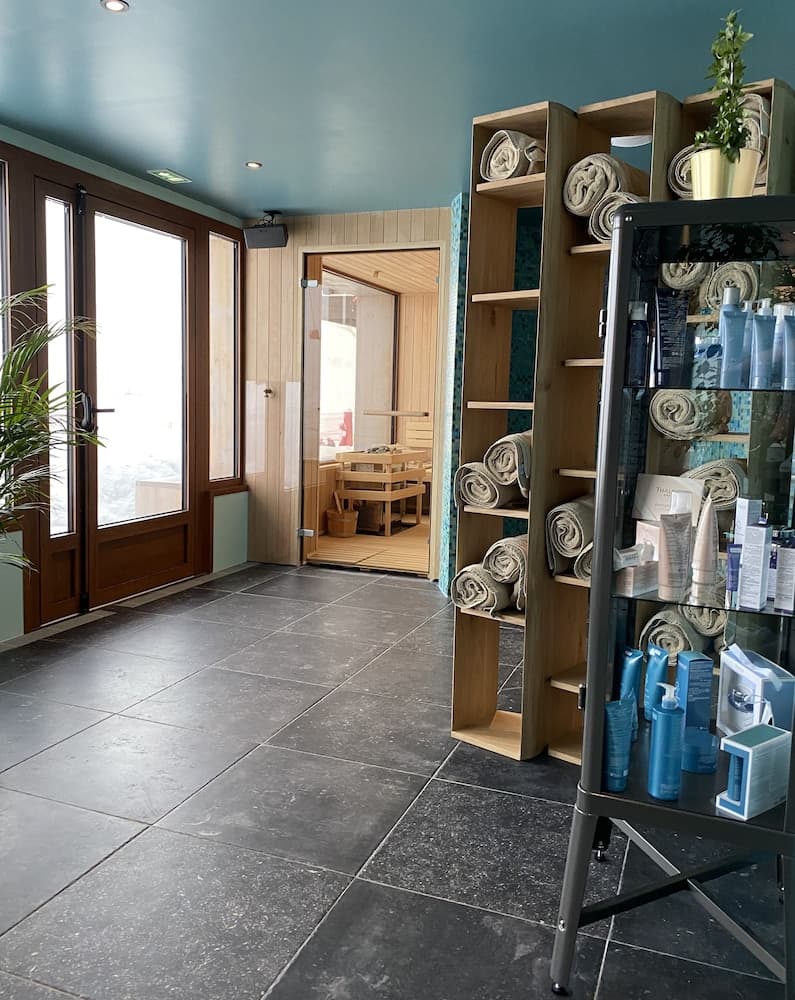 Spa reception
