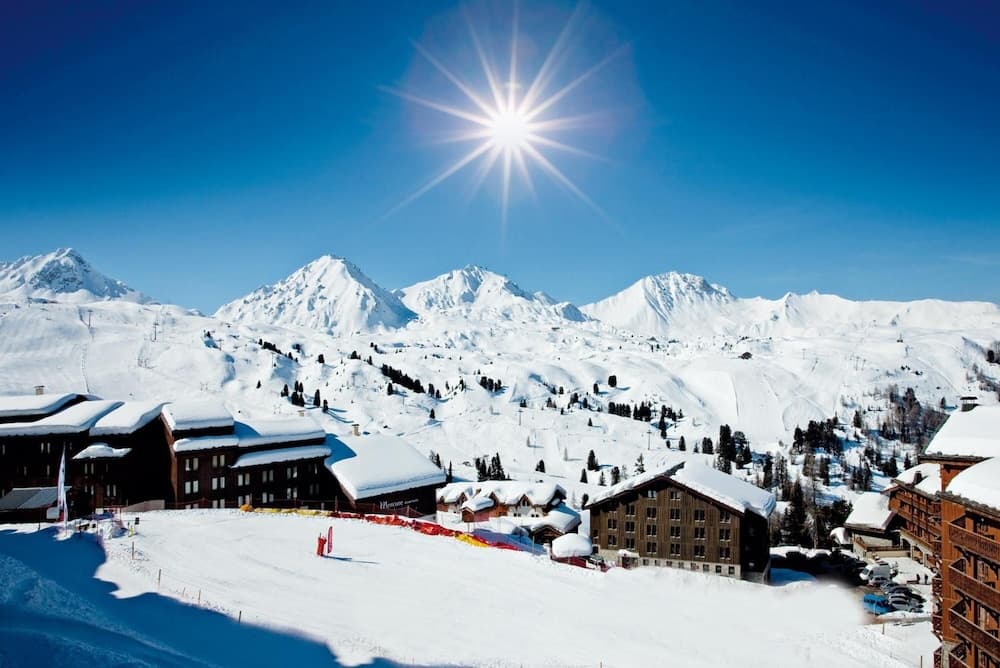 Snow and ski sports