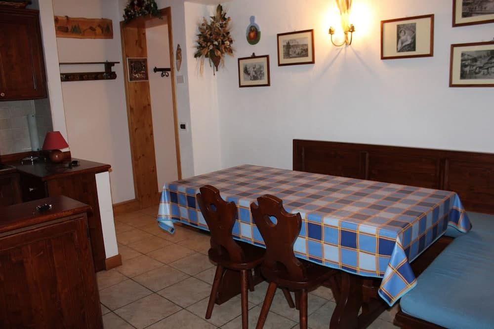 In-room dining