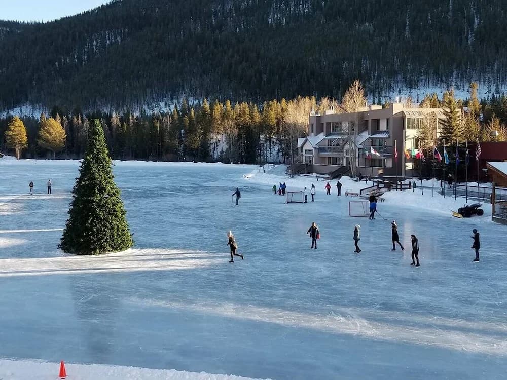 Snow and ski sports