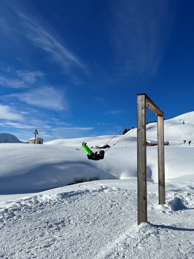 Snow and ski sports
