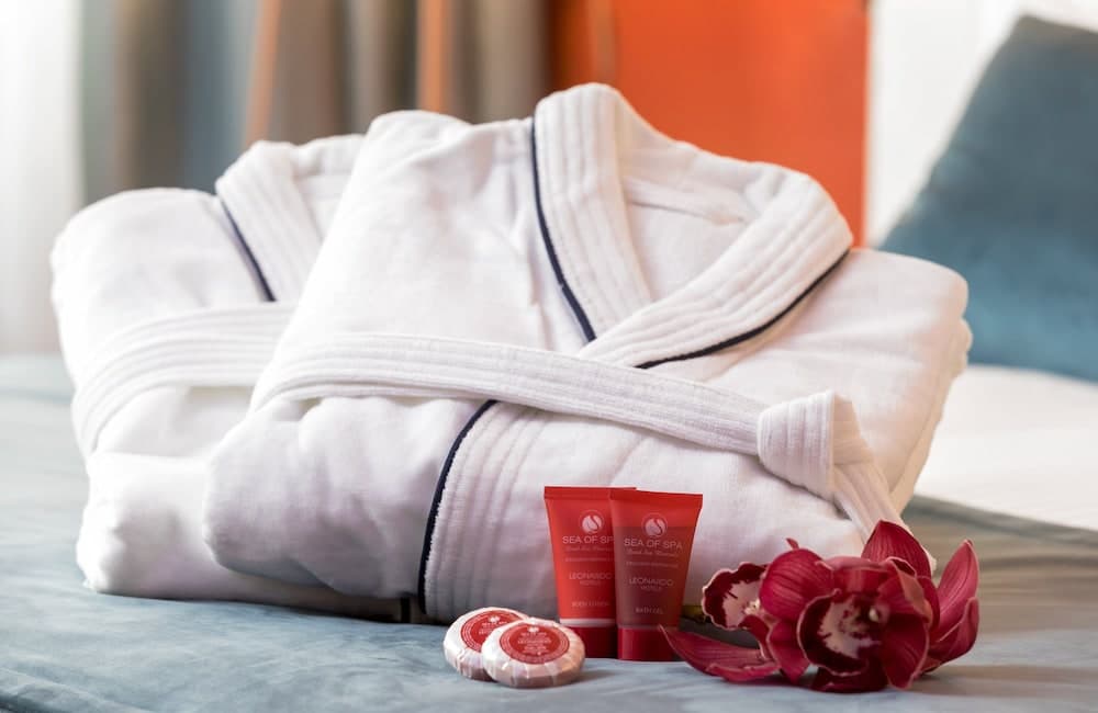 Bathroom amenities