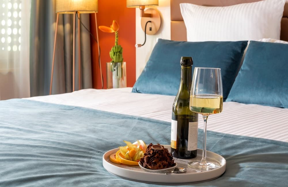 Room service - dining