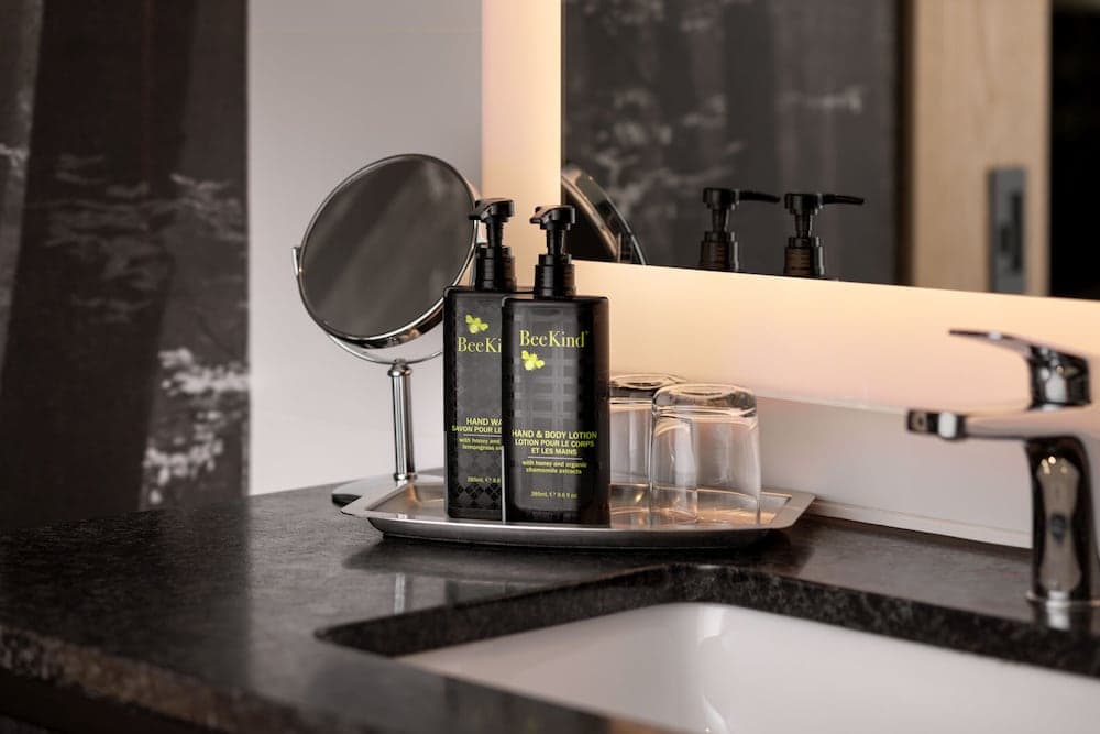 Bathroom amenities