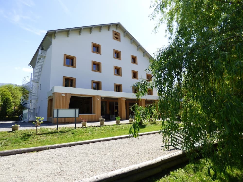 Sports facility