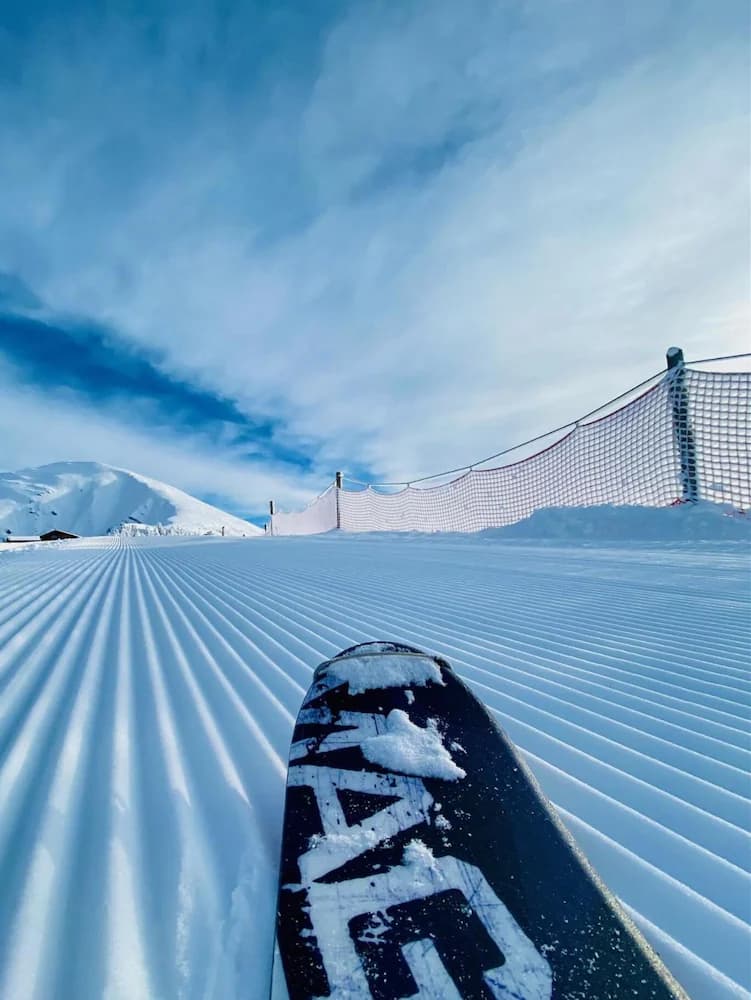 Snow and ski sports