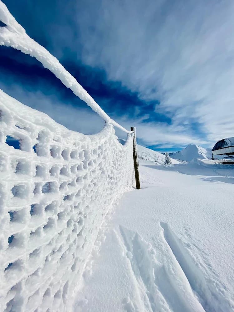 Snow and ski sports
