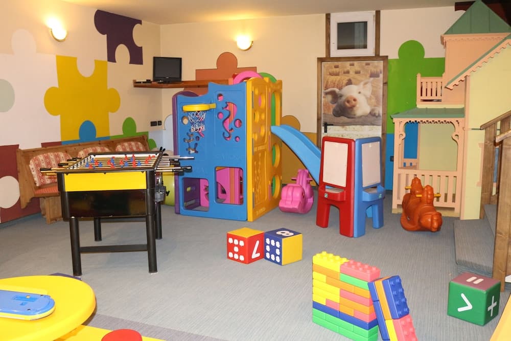 Children's play area - indoor