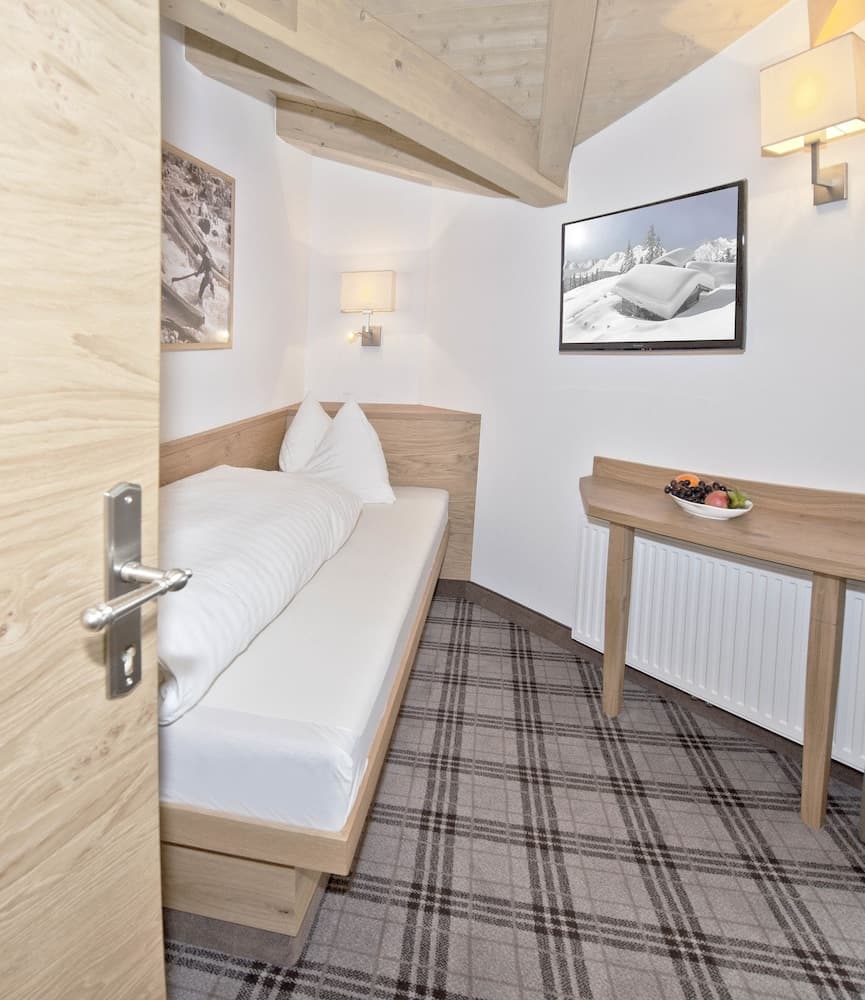 Children's theme room