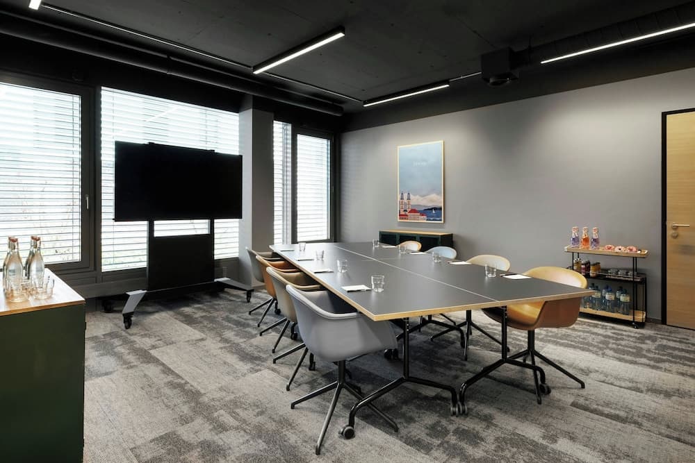 Meeting facility