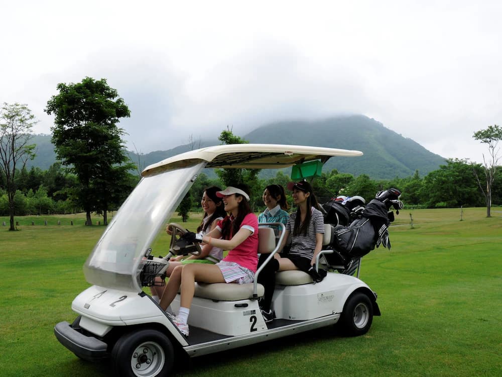 Golf cart