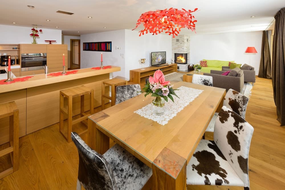 In-room dining