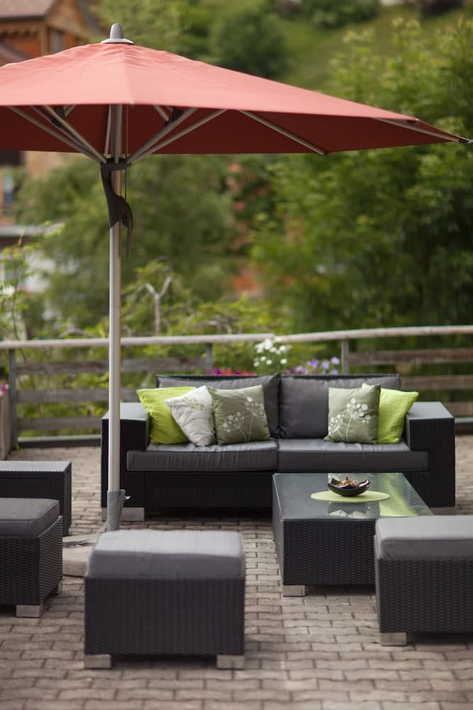 Sundeck