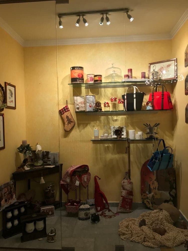 Gift shop