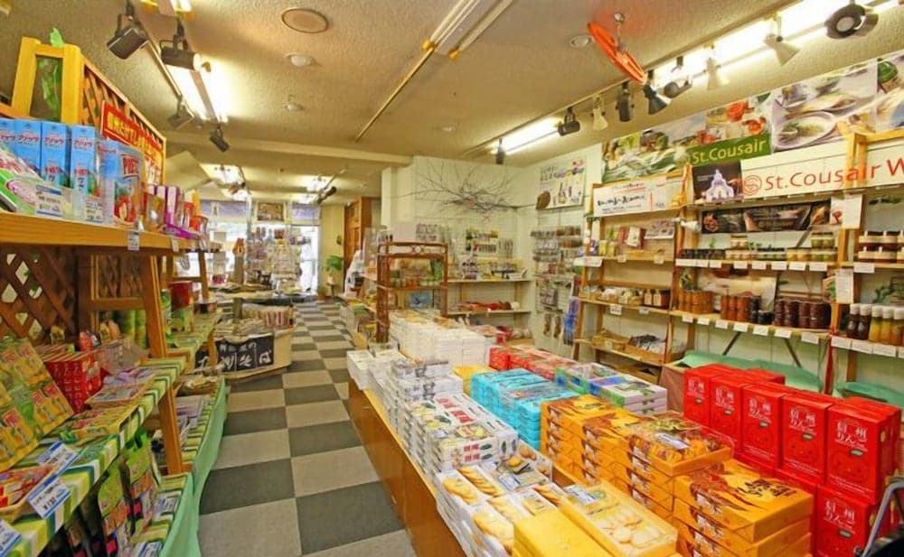 Gift shop