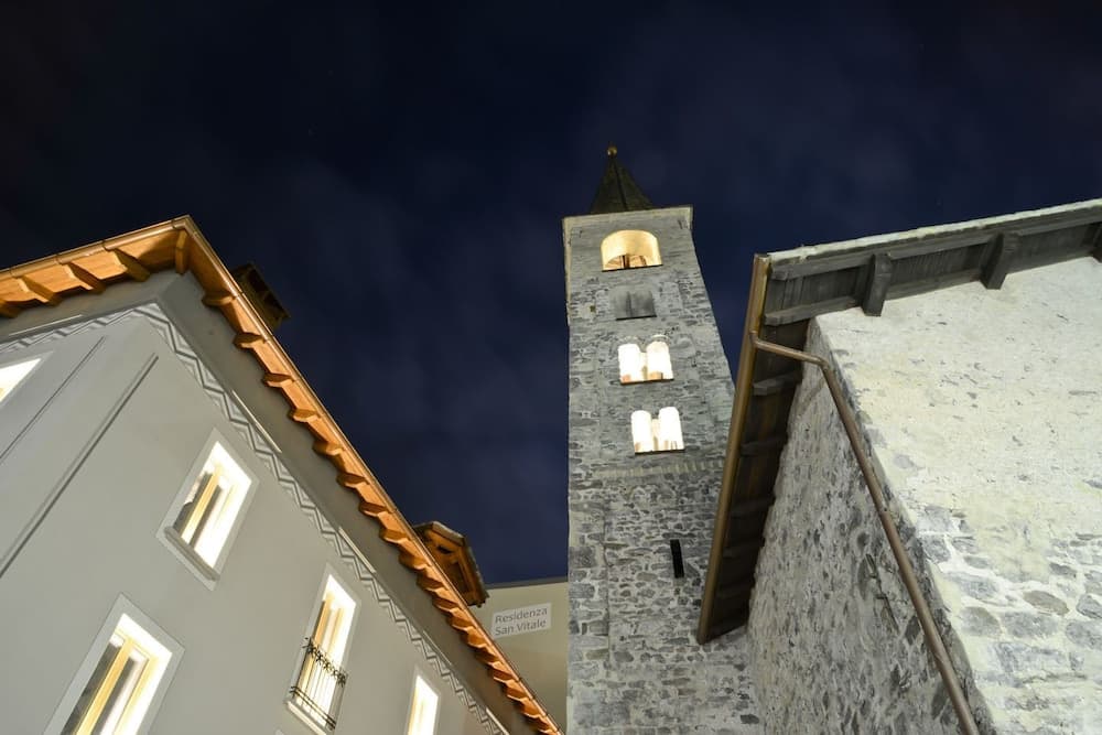 Front of property - evening/night