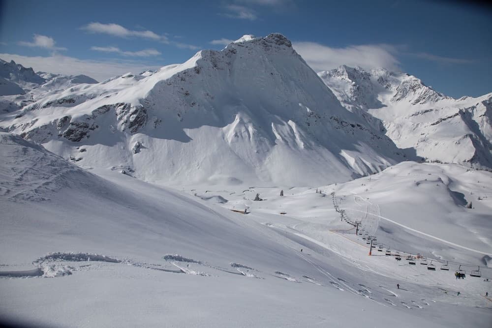 Snow and ski sports