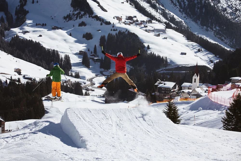 Snow and ski sports