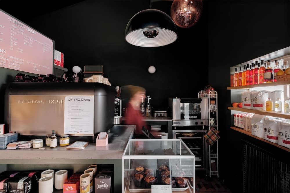 Coffee shop