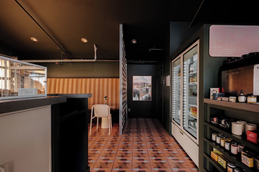 Coffee shop