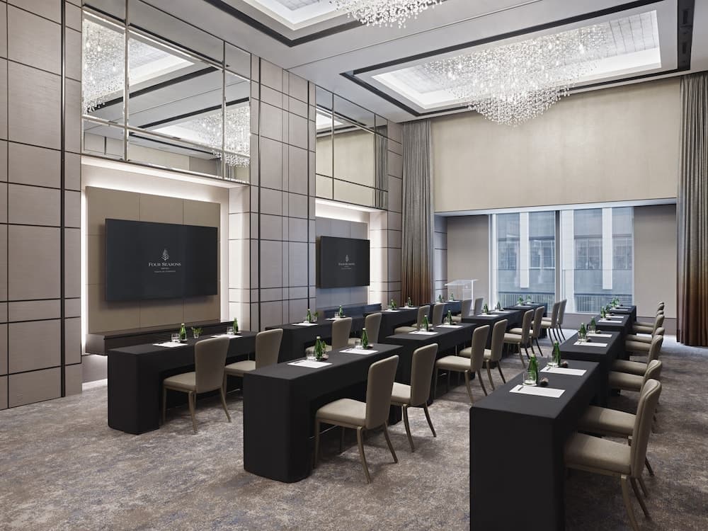 Meeting facility