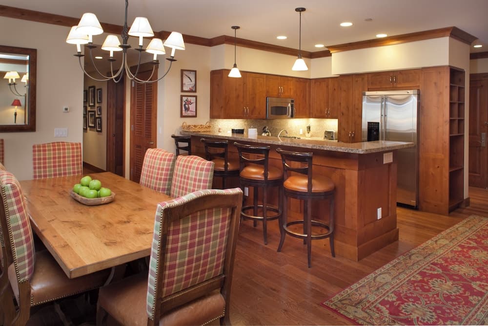 In-room dining