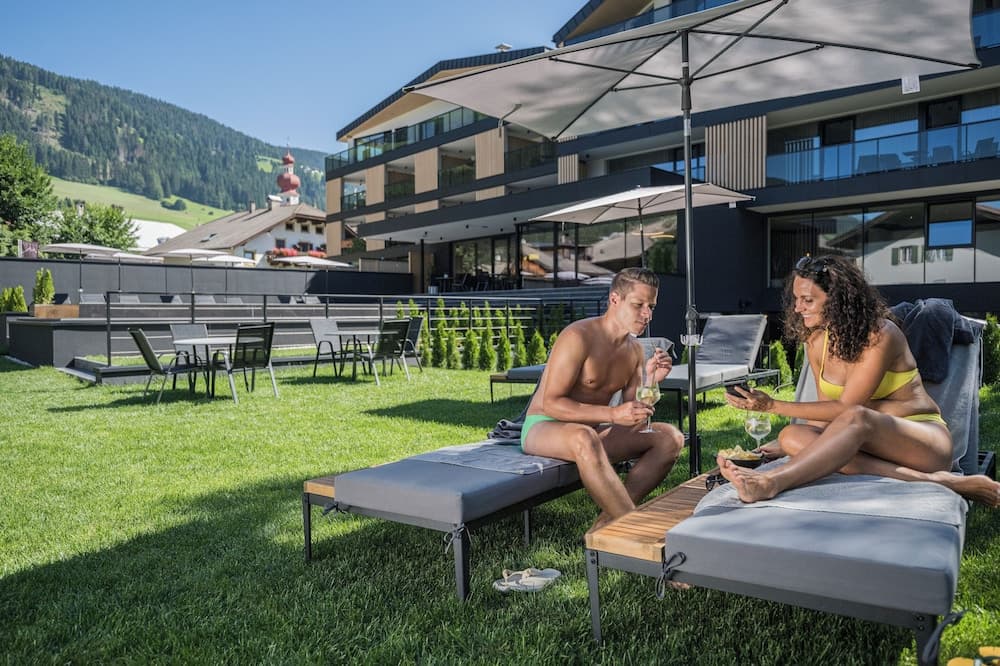Sundeck