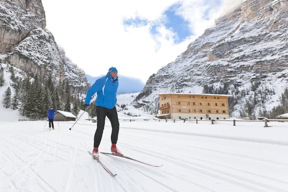 Snow and ski sports