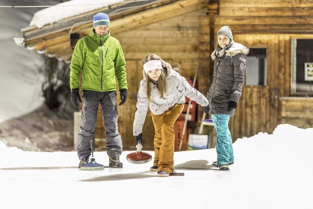 Snow and ski sports