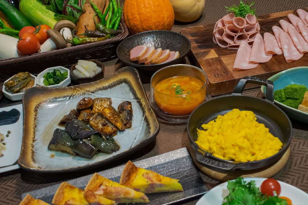 Breakfast buffet