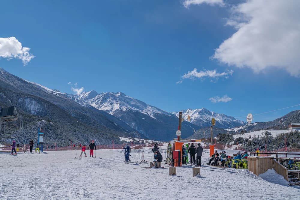 Skiing