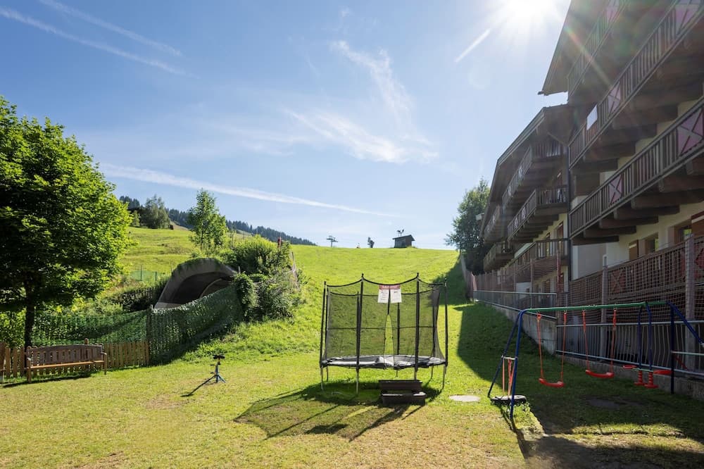 Children's play area - outdoor