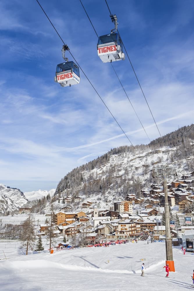 Snow and ski sports