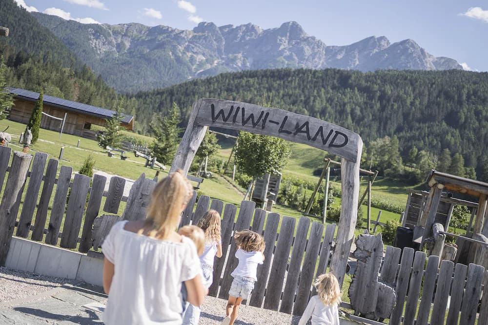 Children's play area - outdoor