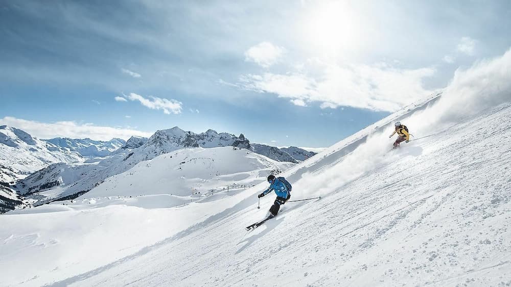 Snow and ski sports