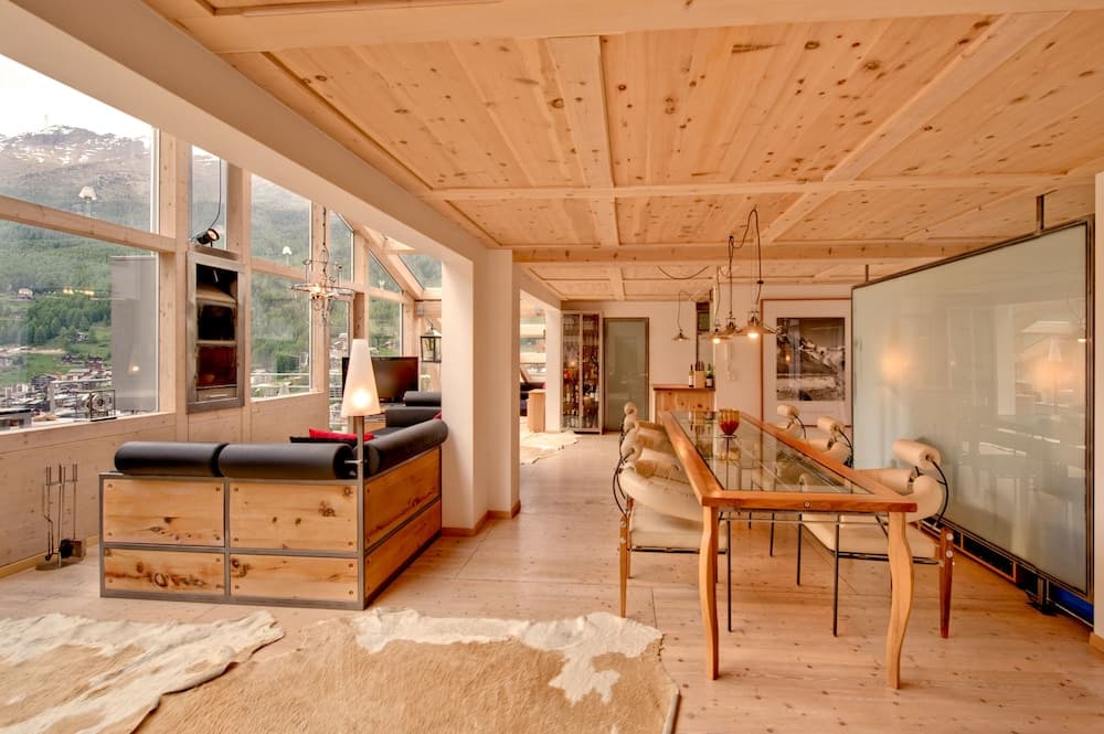 In-room dining