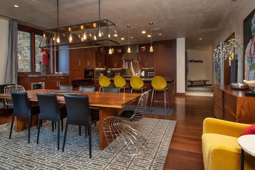 In-room dining