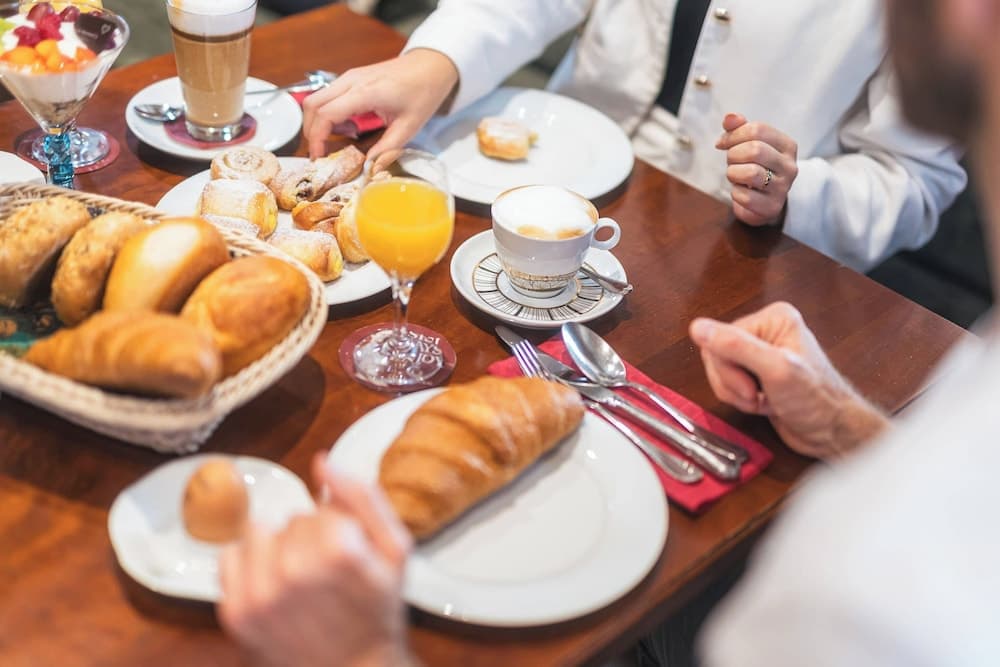 Breakfast buffet