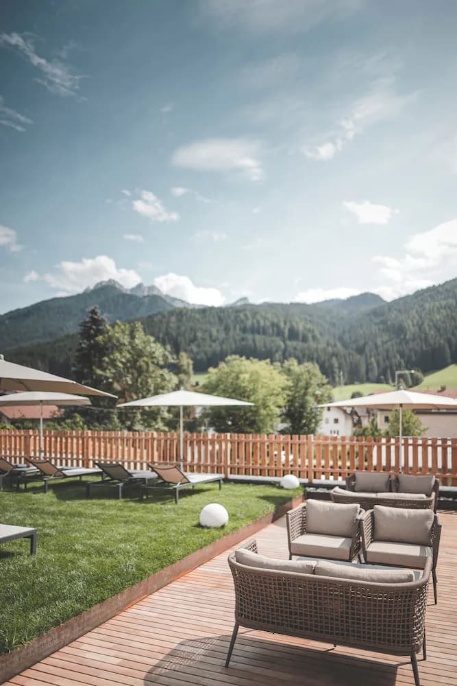 Sundeck